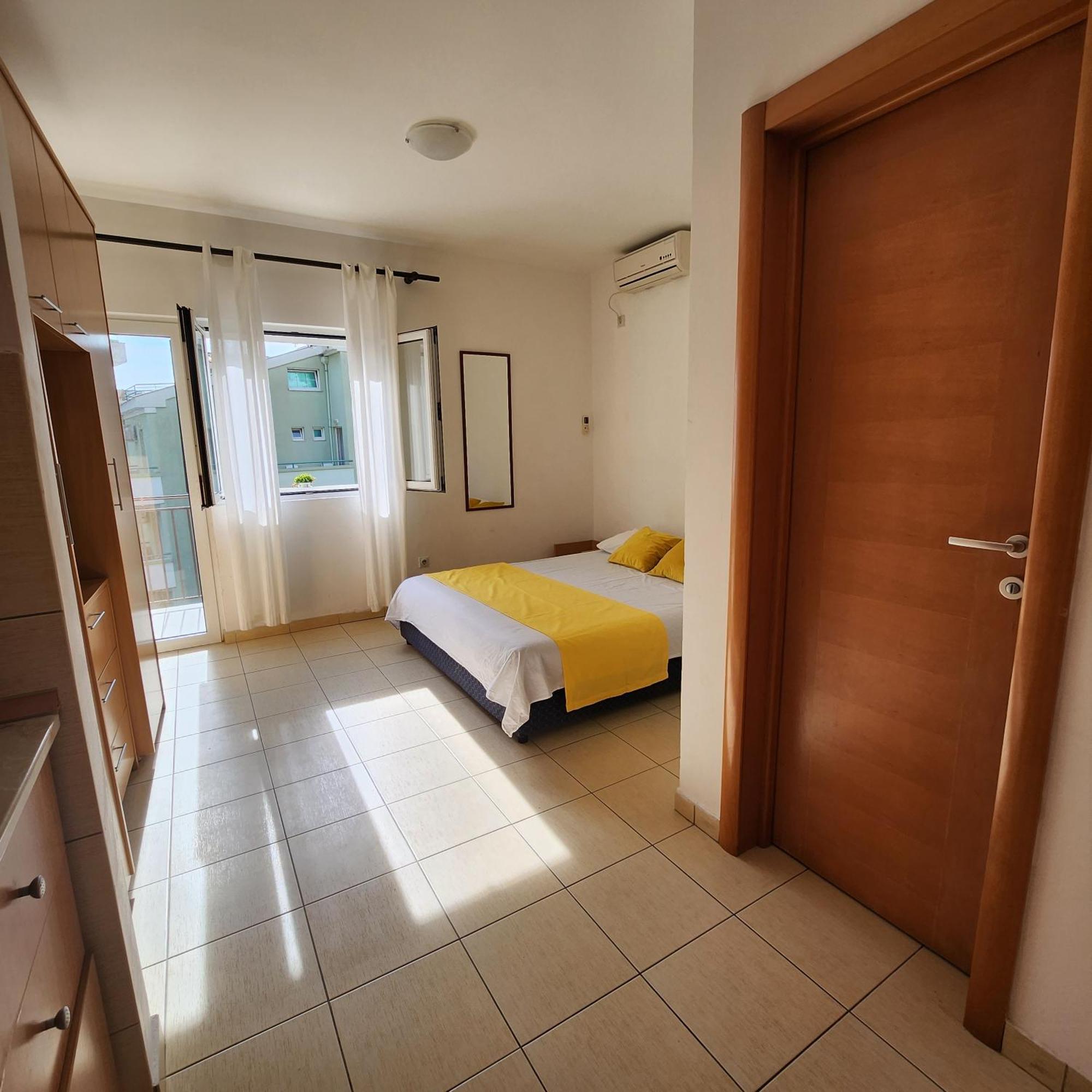 Bela Kuca Studio Apartments-Na Korak Do Mora-A Step To The Sea Rafajlovići Exterior foto